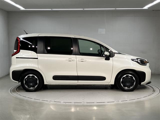 シエンタ ハイブリッドＺ　ＴＳＳ　ワンオーナ　エアバック　キーレスエントリー　イモビライザー　整備記録簿　バックモニター　ＬＥＤヘッドライト　ＥＴＣ車載器　横滑り防止　スマートキー　オートエアコン　サイドエアバッグ　ＷＳＲＳ（3枚目）