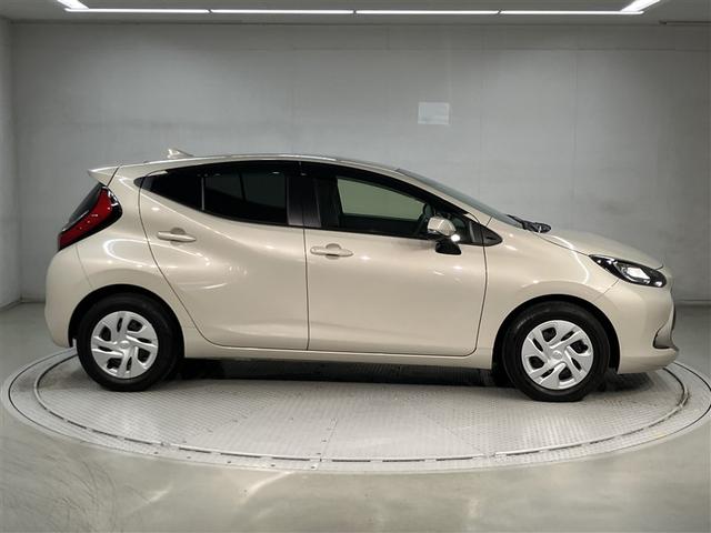 アクア Ｇ　ワンオーナ　ＶＳＣ　衝突軽減ブレーキ　メモリナビ　バックモニター　ＬＥＤ　クルーズコントロール　スマートキー　ＥＴＣ車載器　ＡＣ１００Ｖ　ドライブレコーダー　フルセグＴＶ　ナビＴＶ　パワーウィンドウ（3枚目）