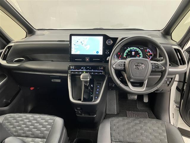 ヴォクシー Ｓ－Ｚ　ＤＶＤ再生機能　スマートキープッシュスタート　両側電動パワースライドドア　パワーウインドウ　１オナ　ＥＴＣ車載器　ＬＥＤライト　アルミホイール　盗難防止装置　記録簿　横滑り防止機能　キーフリー　ＡＢＳ（5枚目）