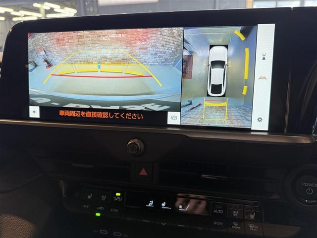 クラウン Ｚ　レザーシート　ＬＥＤヘッドライト　地デジＴＶ　ＡＢＳ　ＡＣ１００Ｖ　パワーシート　バックモニター　スマートキー　ＥＴＣ　ドライブレコーダー　アルミホイール　エアコン　盗難防止装置　メモリーナビ（21枚目）