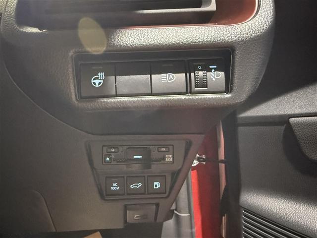 プリウス Z リアカメラ プリクラッシュ PWシート 1オーナ メモリナビ AC100V電源 LEDランプ ナビ・TV オートクルーズ アルミホイール ドライブレコーダ AC 運転席エアバッグ 横滑り防止装置(7枚目)