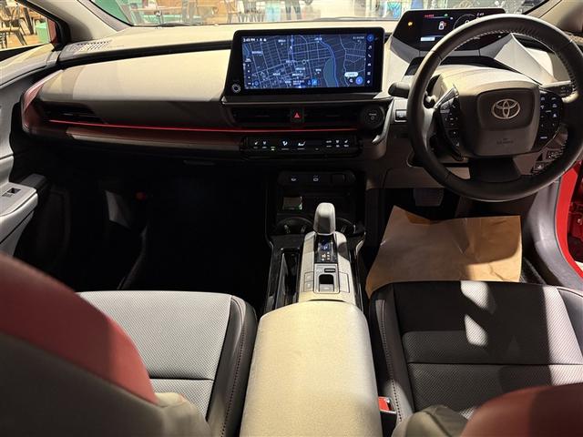 プリウス Z リアカメラ プリクラッシュ PWシート 1オーナ メモリナビ AC100V電源 LEDランプ ナビ・TV オートクルーズ アルミホイール ドライブレコーダ AC 運転席エアバッグ 横滑り防止装置(16枚目)