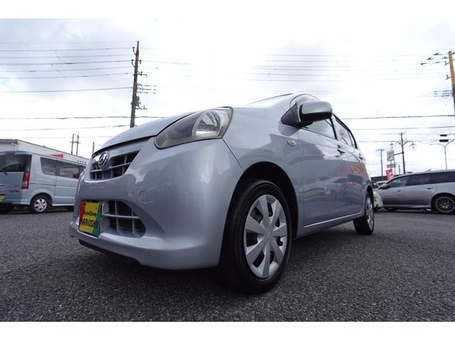 ミライース Ｘ　純正ナビ地デジＥＴＣ２カメラドラレコ禁煙車　電動格納ドアミラー純正ドアバイザープライバシーガラスライトレベライザーマニュアルエアコン両席エアーバックＡＢＳアイドリングストップ機能純正セキュリティー（8枚目）