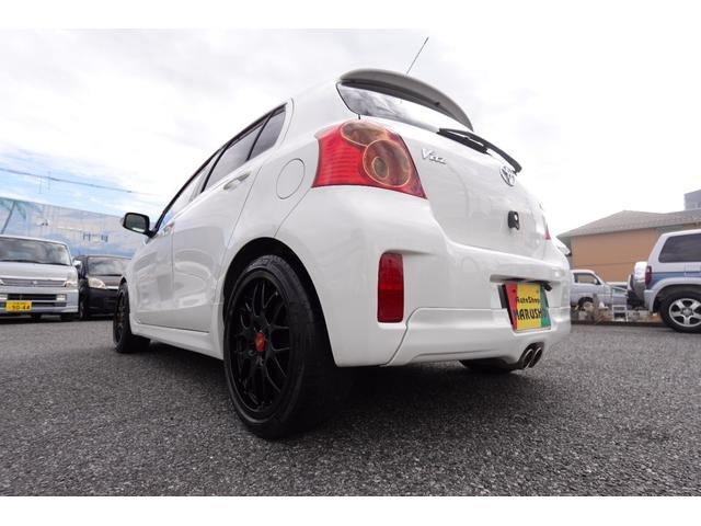 ヴィッツ TRDターボM ツインカムICターボ150PS社外ナビ地デジ 純正ETCバックカメラモデリスタ3連メーター純正HIDライトLEDフォグ純正エアロBBS17インチアルミウインカーミラープライバシーガラスセンター2本出(38枚目)