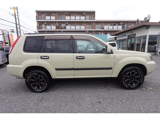 エクストレイル Ｓ　純正５速ＮＴ社外１６インチアルミ純正カラー電動格納ドアミラープライバシーガラスパナソニック製ナビＥＴＣマニュアルエアコンキーレス切替式４ＷＤレザーシート＆防水フロアー修復歴無し記録簿付き２オーナー車（15枚目）