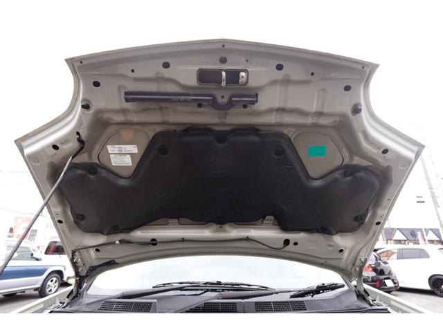 エクストレイル Ｓ　純正５速ＮＴ社外１６インチアルミ純正カラー電動格納ドアミラープライバシーガラスパナソニック製ナビＥＴＣマニュアルエアコンキーレス切替式４ＷＤレザーシート＆防水フロアー修復歴無し記録簿付き２オーナー車（22枚目）