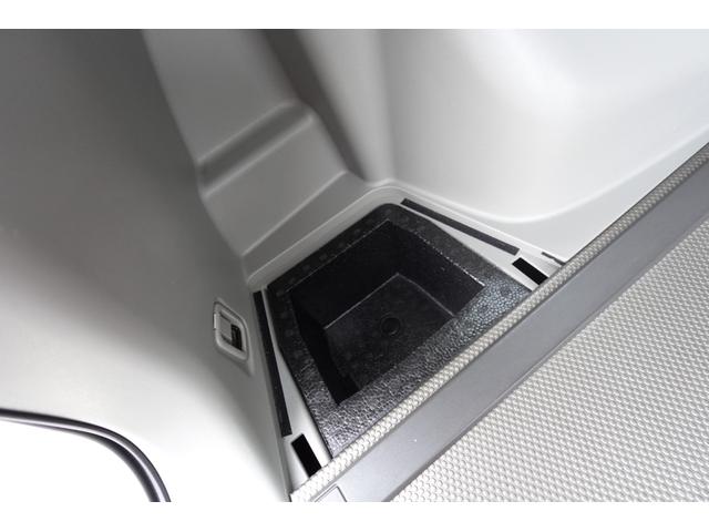 エクストレイル Ｓ　純正５速ＮＴ社外１６インチアルミ純正カラー電動格納ドアミラープライバシーガラスパナソニック製ナビＥＴＣマニュアルエアコンキーレス切替式４ＷＤレザーシート＆防水フロアー修復歴無し記録簿付き２オーナー車（68枚目）