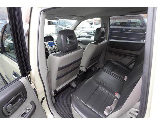 エクストレイル Ｓ　純正５速ＮＴ社外１６インチアルミ純正カラー電動格納ドアミラープライバシーガラスパナソニック製ナビＥＴＣマニュアルエアコンキーレス切替式４ＷＤレザーシート＆防水フロアー修復歴無し記録簿付き２オーナー車（71枚目）