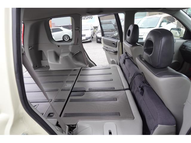 エクストレイル Ｓ　純正５速ＮＴ社外１６インチアルミ純正カラー電動格納ドアミラープライバシーガラスパナソニック製ナビＥＴＣマニュアルエアコンキーレス切替式４ＷＤレザーシート＆防水フロアー修復歴無し記録簿付き２オーナー車（74枚目）