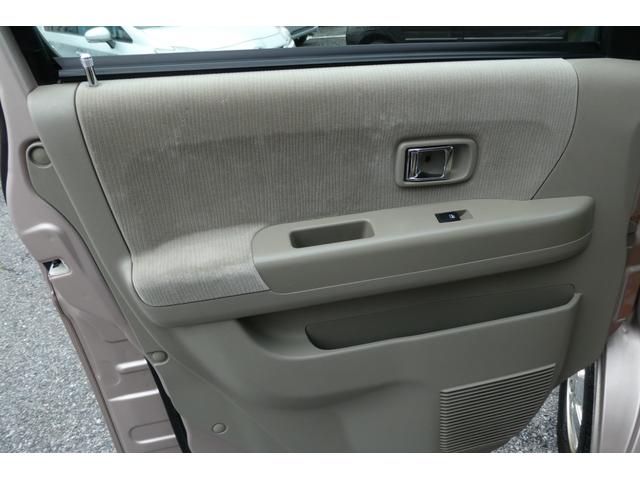 アトレーワゴン カスタムターボＲＳリミテッド　純正ナビ地デジ左側Ｐスライドドア純正ＨＩＤクリアーフォグランプ純正エアロ純正１３インチアルミウインカーミラープライバシーガラスフルオートエアコンバックモニター両席エアーバックＡＢＳ修復歴無取説記録簿付（72枚目）