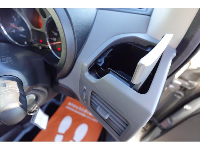 エクストレイル 20X 純正6速MT社外16インチAWレザーシート電動格納ドアミラープライバシーガラスレベライザー純正CDデッキオートエアコン両席AバックABS撥水フロアーリアワイパー修復歴無取説記録簿付走行56940キロ(46枚目)