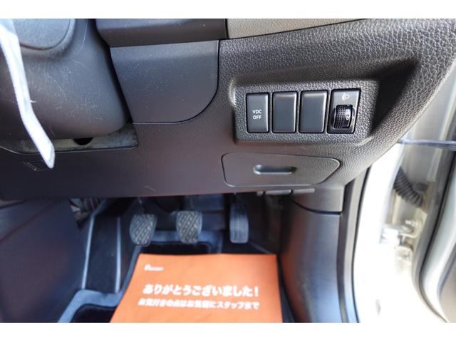 エクストレイル 20X 純正6速MT社外16インチAWレザーシート電動格納ドアミラープライバシーガラスレベライザー純正CDデッキオートエアコン両席AバックABS撥水フロアーリアワイパー修復歴無取説記録簿付走行56940キロ(47枚目)