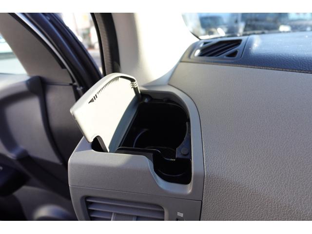 エクストレイル 20X 純正6速MT社外16インチAWレザーシート電動格納ドアミラープライバシーガラスレベライザー純正CDデッキオートエアコン両席AバックABS撥水フロアーリアワイパー修復歴無取説記録簿付走行56940キロ(79枚目)