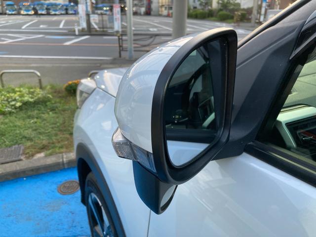 ロッキー プレミアムＧ　ＨＥＶ　カーペットマット・パノラマモニター・ドライブレコーダー前後・９インチプレミアムメモリーナビ・フロントサイドバイザー・シートヒーター・クルーズコントロール・ＥＴＣ車載器（14枚目）