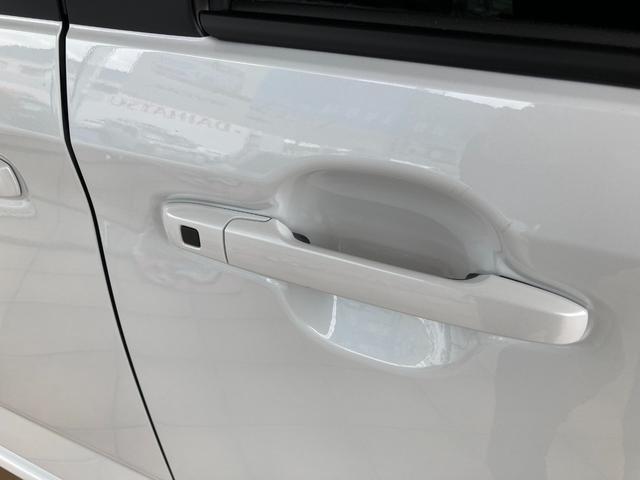 ムーヴ Ｇ　Ｇ　２０２３年モデル純正ナビ　前後ドライブレコーダー　電動Ｐブレーキ　ツートンカラー　衝突軽減ブレーキ　誤発進抑制装置　バックモニター　コーナーセンサー　１４インチアルミホイール（8枚目）