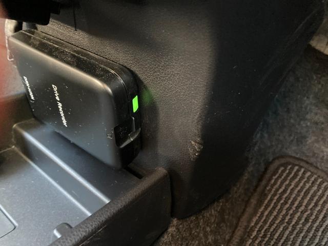 ミライース G リミテッドSAIII スマートキー・7インチエントリーナビ・前後ドライブレコーダー・バックモニター・ETC車載器・シートヒーター・カーペットマット・LEDヘッドランプ・衝突軽減ブレーキ・オートエアコン・ロングバイザー(11枚目)