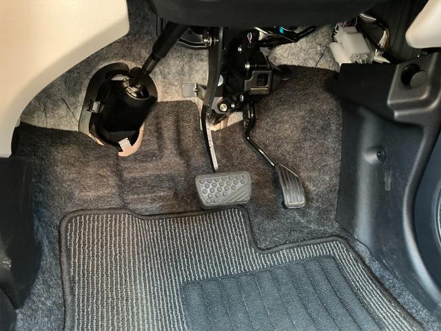 ミライース G リミテッドSAIII スマートキー・7インチエントリーナビ・前後ドライブレコーダー・バックモニター・ETC車載器・シートヒーター・カーペットマット・LEDヘッドランプ・衝突軽減ブレーキ・オートエアコン・ロングバイザー(12枚目)