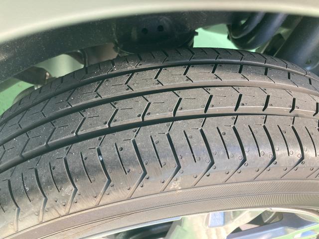 タフト Ｇターボ　ダーククロムベンチャー　特別仕様車　純正１０インチナビ　前後ドライブレコーダー　ＥＴＣ　パノラマモニター　衝突軽減ブレーキ　誤発進抑制装置　ルーフキャリア　前後マッドフラップ　コーナーセンサー　スマートキー　フードエンブレム（8枚目）