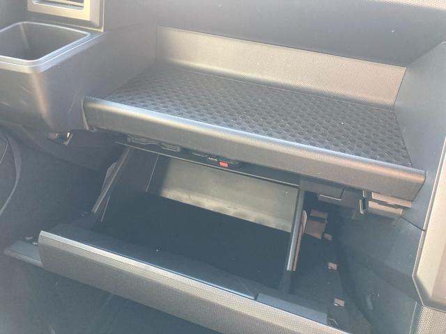 タフト Ｇターボ　ダーククロムベンチャー　特別仕様車　純正１０インチナビ　前後ドライブレコーダー　ＥＴＣ　パノラマモニター　衝突軽減ブレーキ　誤発進抑制装置　ルーフキャリア　前後マッドフラップ　コーナーセンサー　スマートキー　フードエンブレム（22枚目）