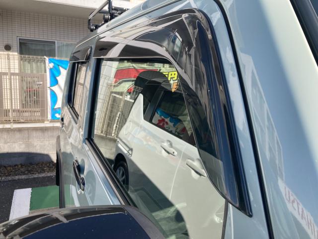 タフト Ｇターボ　ダーククロムベンチャー　特別仕様車　純正１０インチナビ　前後ドライブレコーダー　ＥＴＣ　パノラマモニター　衝突軽減ブレーキ　誤発進抑制装置　ルーフキャリア　前後マッドフラップ　コーナーセンサー　スマートキー　フードエンブレム（30枚目）