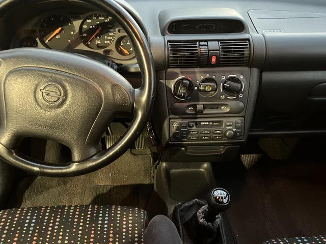 ヴィータ スポーツ　１６Ｖ　スポーツ　１６Ｖ（５名）　２オーナー　タイミングベルト・ウォータポンプ４６３２０ｋｍ交換済み　記録簿　取説あり　５ＭＴ　左ハンドル（15枚目）