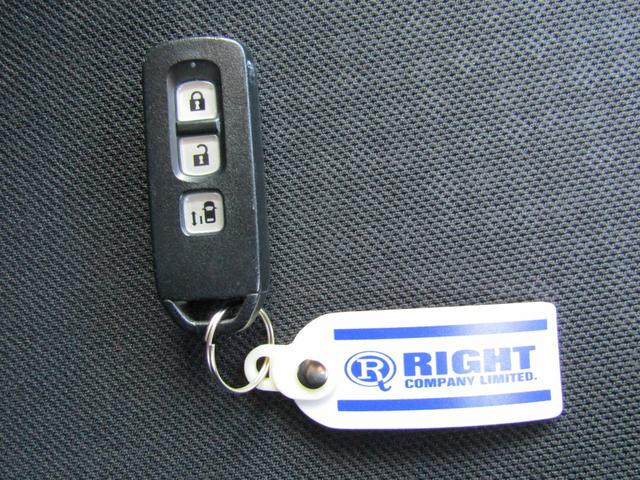 Ｎ－ＢＯＸカスタム Ｇ・Ｌパッケージ　左オートスライド　メモリーナビ　ｂｌｕｅｔｏｏｔｈ（24枚目）