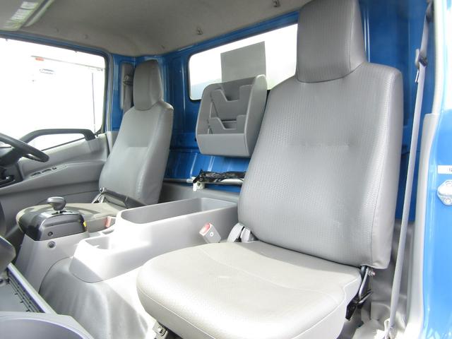 デュトロハイブリッド アルミバン　ワイド　ロング　荷台内寸長３０９／幅１６９／高１９２　パワーゲート６００キロ（14枚目）