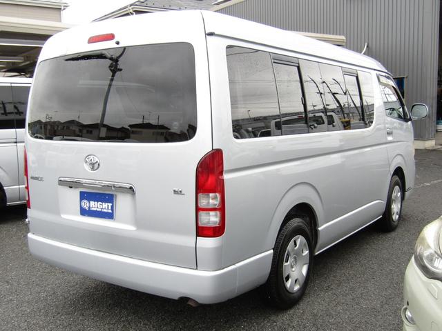 ハイエースワゴン ＧＬ　キャンピング仕様　ナッツＲＶ製トライアル　運転席レカロシート（10枚目）