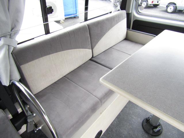 ハイエースワゴン ＧＬ　キャンピング仕様　ナッツＲＶ製トライアル　運転席レカロシート（16枚目）
