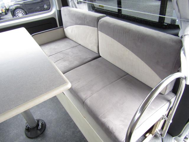 ハイエースワゴン ＧＬ　キャンピング仕様　ナッツＲＶ製トライアル　運転席レカロシート（17枚目）