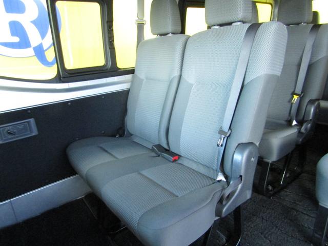 ＮＶ３５０キャラバンワゴン ＤＸ　メモリーナビ　バックカメラ　ワンオーナー（16枚目）