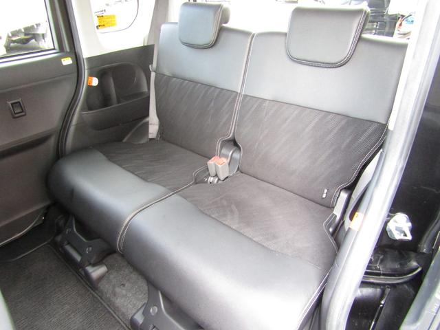 タント カスタムＲＳ　トップエディションＳＡＩＩＩ　両側オートスライド　ブレーキサポート（14枚目）