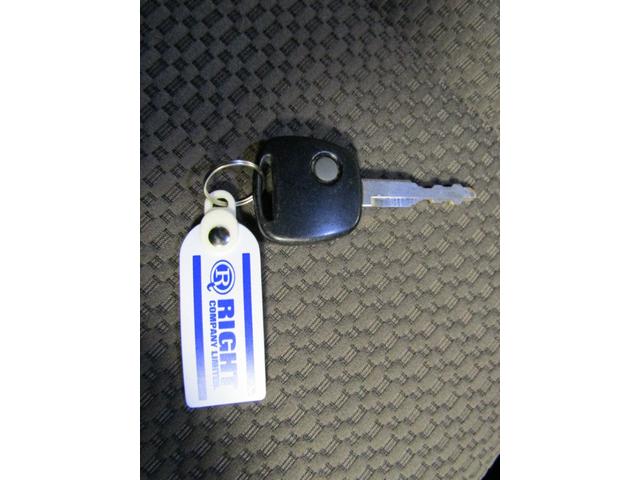 ＮＶ１００クリッパーバン ＧＸ　ブレーキサポート　４速オートマ　メモリーナビ（24枚目）