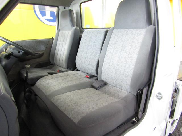 ボンゴトラック DX 5速マニュアル 最大積載740キロ(13枚目)