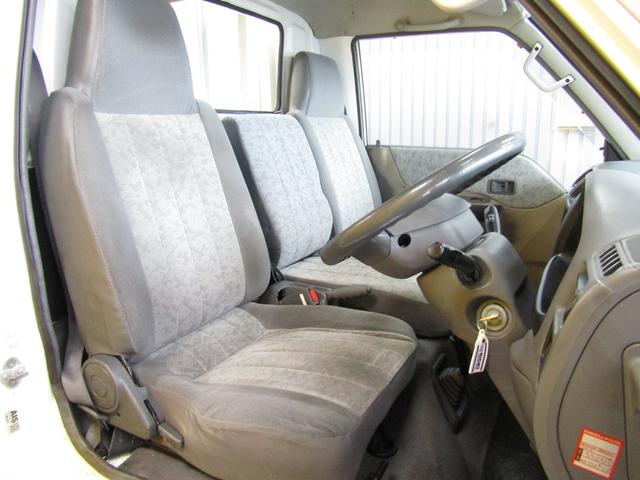 ボンゴトラック DX 5速マニュアル 最大積載740キロ(19枚目)
