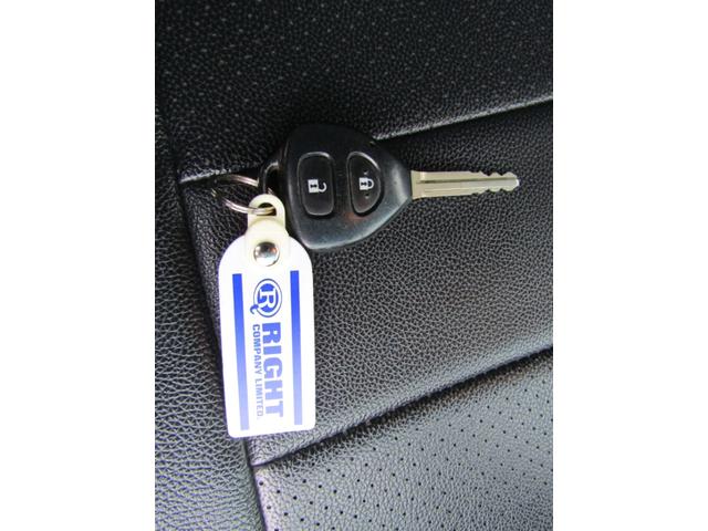 ハイエースバン ロングスーパーＧＬ　ＷＡＬＤ２０インチアルミ　メモリーナビ（19枚目）