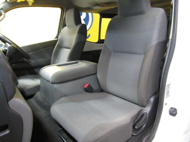 ＮＶ３５０キャラバンワゴン ＤＸ　１０人乗り　ダブルエアコン　電動格納ミラー（13枚目）