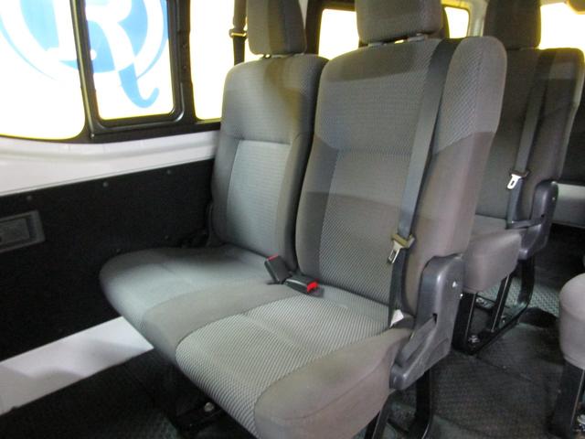 ＮＶ３５０キャラバンワゴン ＤＸ　１０人乗り　ダブルエアコン　電動格納ミラー（14枚目）