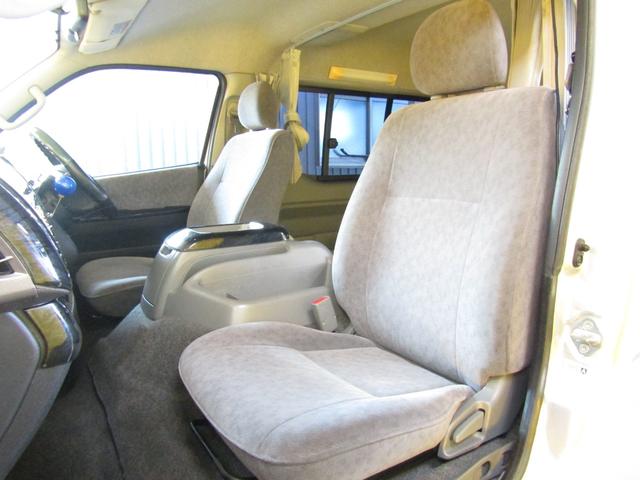 ハイエースワゴン GL ベットキッド 左オートスライド バックカメラ(15枚目)