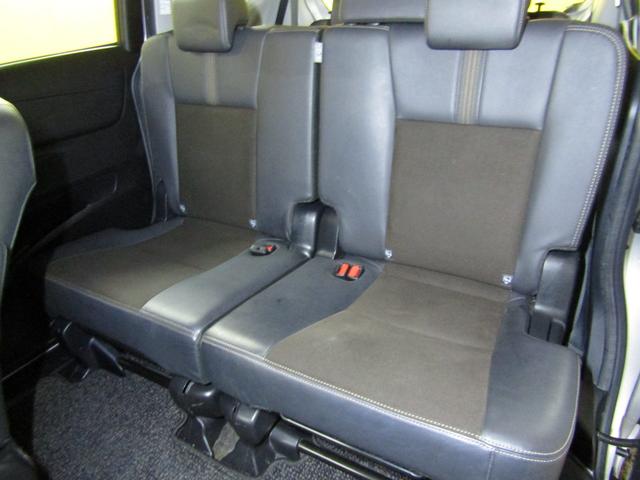 TOYOTA SIENTA HYBRID G CUERO