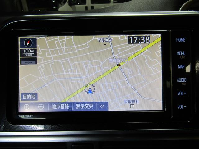 TOYOTA SIENTA HYBRID G CUERO