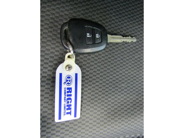 レジアスエースバン ロングDX Tベルト交換済 ディーゼルターボ(13枚目)