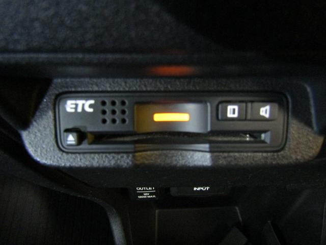 フリードハイブリッド ジャストセレクション　両側オートスライド　ＨＤＤナビ　バックカメラ（19枚目）