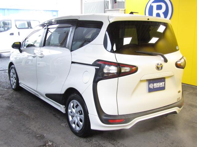 シエンタ ハイブリッドＧ　クエロ　ＴＲＤハーフエアロ　フリップダウンモニター（12枚目）