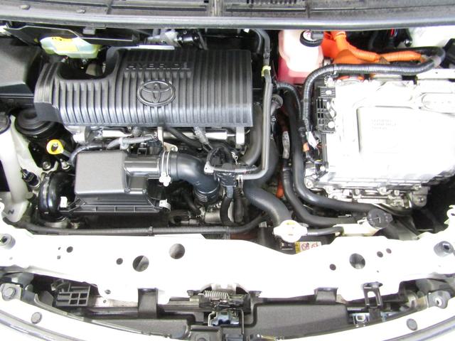 シエンタ ハイブリッドＧ　クエロ　ＴＲＤハーフエアロ　フリップダウンモニター（20枚目）