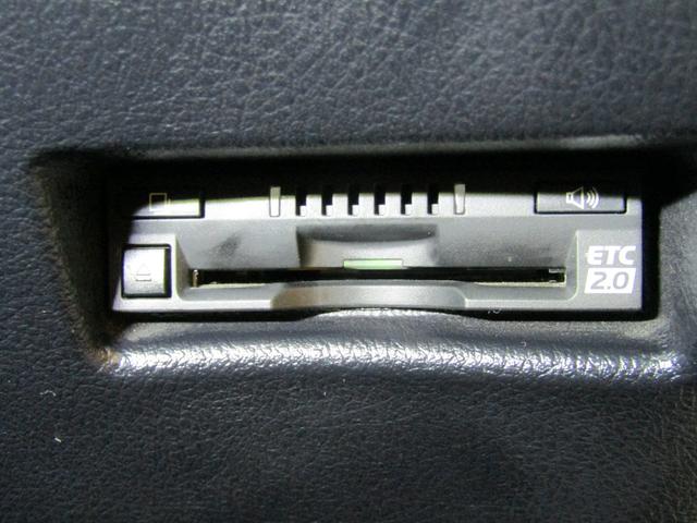 シエンタ ハイブリッドＧ　クエロ　ＴＲＤハーフエアロ　フリップダウンモニター（21枚目）