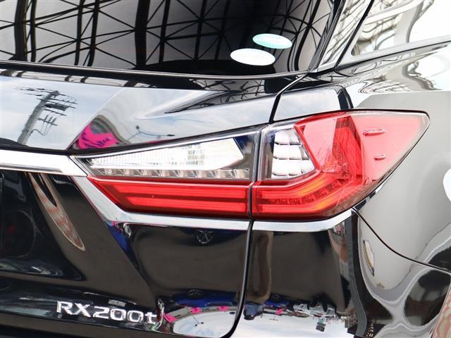 ＲＸ ＲＸ２００ｔ　Ｆスポーツ　ＴＲＤエアロ　サンルーフ　赤革ベンチレーション　純正ナビ　フルセグ　パノラミックビューモニター　パワーバックゲート　スマートキー　レーダークルコン　ＨＵＤ　ＰＣＳ　３眼ＬＥＤライト　純正２０インチＡＷ（77枚目）