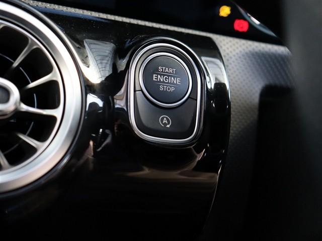 CLAクラス CLA200d AMGライン サンルーフ 純正ナビ フルセグ 全方位モニター スマートキー 2.0ETC ブレーキアシスト レーダークルーズ メモリーシート BSM 前後ドライブレコーダー LEDヘッドライト 純正18インチアルミ(23枚目)