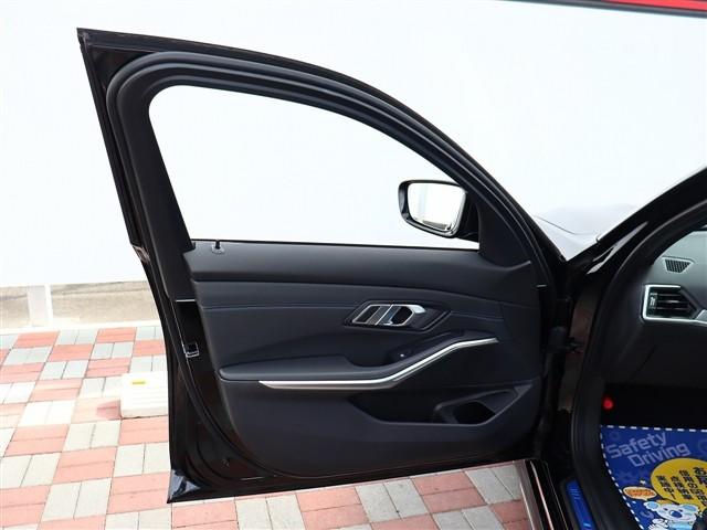 ３シリーズ ３２０ｉ　Ｍスポーツ　ワンオーナー車　純正ナビ　全方位カメラ　スマートキー　アクティブクルーズコントロール　Ｍスポーツエアロ　純正１８インチアルミ　ＬＥＤヘッドライト（45枚目）
