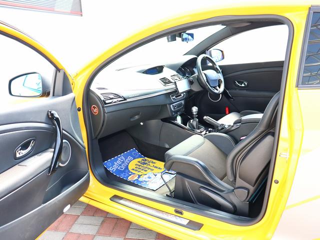 メガーヌ ルノー スポール レカロシート キーレス ETC クルーズコントロール ディスチャージヘッドライト 純正18インチアルミホイール ブレンボキャリパー(25枚目)